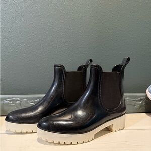 Roolee Black Winter Chelsea Boots with Chunky Sole